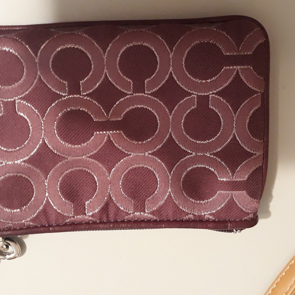Wristlet